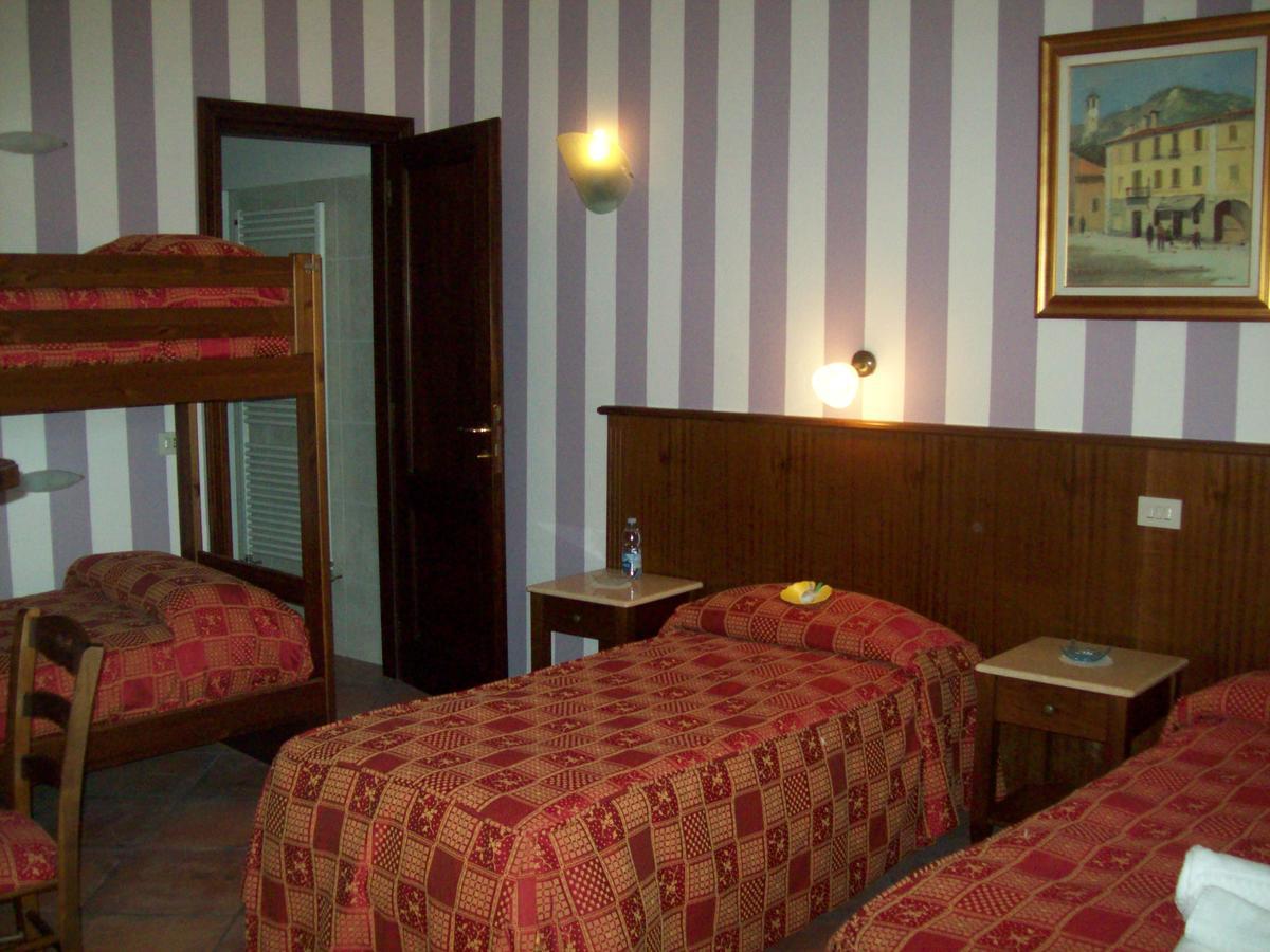 Hotel Excalibur Revello Εξωτερικό φωτογραφία